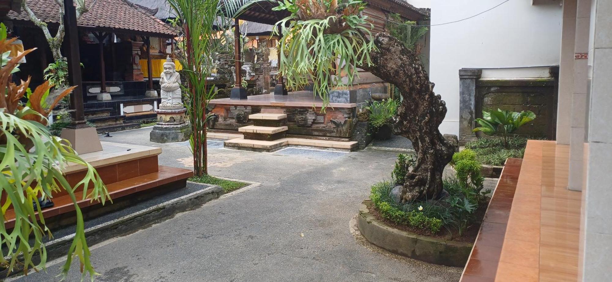 Nu Graha Guesthouse Ubud Eksteriør billede